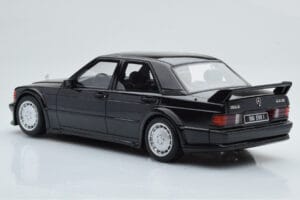Mercedes 190E W201 2.5-16 Evo I Juodas Otto 1:18 OT151 Derva - nuotrauka 5 iš 6
