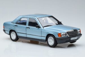 Mercedes 190E W201 Šviesiai Mėlynas Norev 1:18 183828 Metalas - nuotrauka 5 iš 7