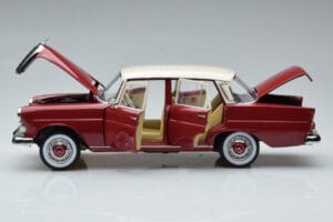 Mercedes 200 W110 Raudonas Norev 1:18 183706 Metalas - nuotrauka 4 iš 7