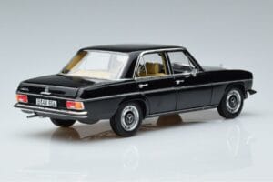 Mercedes 200 W115 Riboto Tiražo Leidimas Norev 1:18 183775 Metalas - nuotrauka 3 iš 8