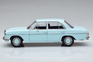 Mercedes 200 W115 Norev 1:18 183777 Metalas - nuotrauka 4 iš 7