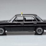 Mercedes 200 W115 Taksi Norev 1:18 183776 Metalas - image 4 of 7