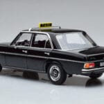 Mercedes 200 W115 Taksi Norev 1:18 183776 Metalas - image 6 of 7