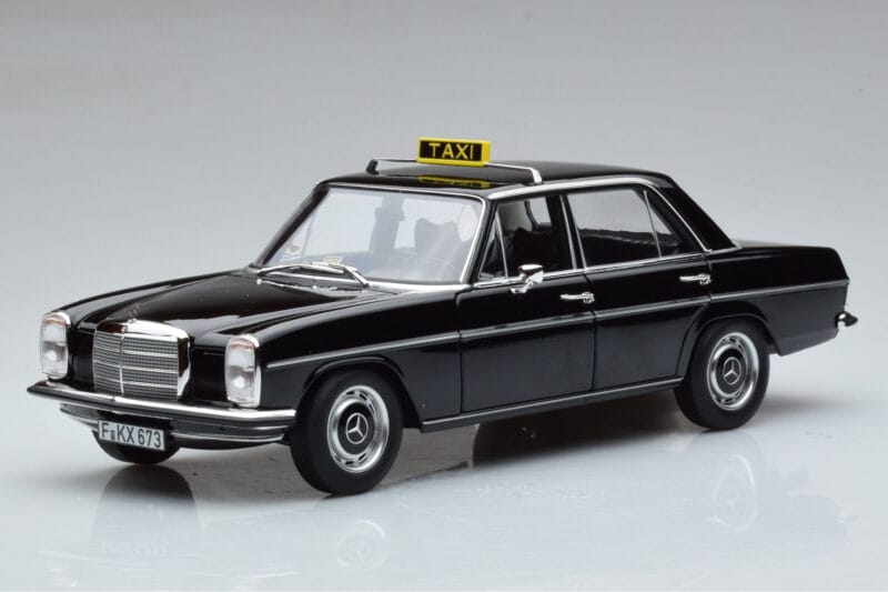 Mercedes 200 W115 Taksi Norev 1:18 183776 Metalas
