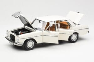 Mercedes 200 W115 Baltas Norev 1:18 183770 Metalas - nuotrauka 2 iš 8