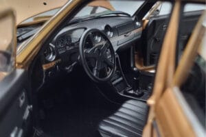 Mercedes 200T S123 AMG Package Smėlinis Norev 1:18 183739 Metalas - nuotrauka 8 iš 9