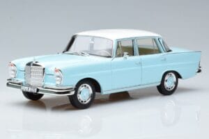 Mercedes 220 S W111 Mėlynas Norev 1:18 183920 Metalas