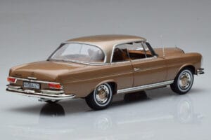 Mercedes 250 SE Coupe W111 Auksinė Metalinė Norev 1:18 183759 Metalas - nuotrauka 3 iš 7