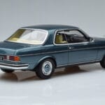 Mercedes 280 CE C123 Mėlynas Otto 1:18 OT627 Derva - image 2 of 6