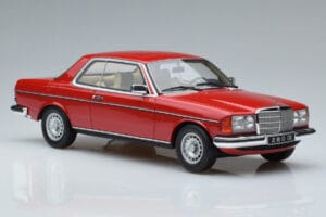 Mercedes 280 CE C123 Raudonas Otto 1:18 OT145 Derva - nuotrauka 4 iš 6