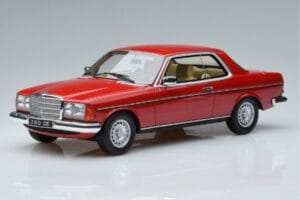 Mercedes 280 CE C123 Raudonas Otto 1:18 OT145 Derva