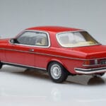Mercedes 280 CE C123 Raudonas Otto 1:18 OT145 Derva - image 5 of 6