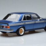 Mercedes 280 E AMG W123 Mėlynas Otto 1:18 OT221 Derva - image 2 of 6