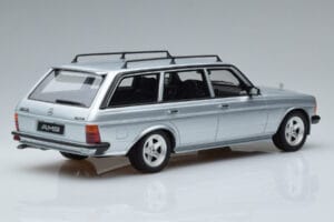 Mercedes 280 TE AMG S123 Sidabrinis Otto 1:18 OT246 Derva - nuotrauka 2 iš 6