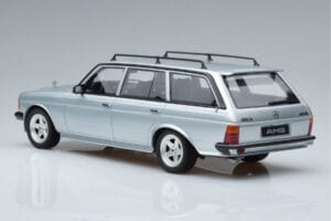 Mercedes 280 TE AMG S123 Sidabrinis Otto 1:18 OT246 Derva - nuotrauka 5 iš 6