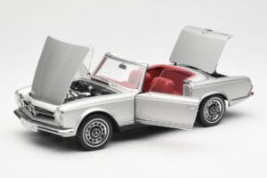 Mercedes 280 SL W113 Pagoda Sidabrinis Schuco 1:18 450035000 Metalas - nuotrauka 2 iš 8