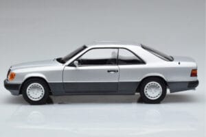Mercedes 300 CE-24 C124 Coupe Sidabrinis Norev 1:18 183880 Metalas - nuotrauka 4 iš 7