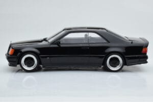 Mercedes 300 CE C124 AMG The Hammer Juodas Otto 1:18 OT209 Derva - nuotrauka 3 iš 6