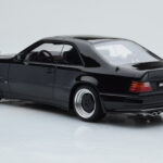Mercedes 300 CE C124 AMG The Hammer Juodas Otto 1:18 - image 5 of 6