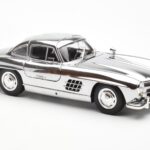 Mercedes 300 SL W198 Chromas Minichamps 1:18 - image 6 of 8