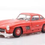 Mercedes 300 SL W198 Gullwing Raudonas Minichamps 1:18