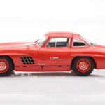 Mercedes 300 SL W198 Gullwing Raudonas Minichamps 1:18 - image 4 of 8