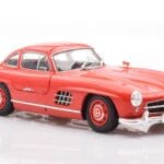 Mercedes 300 SL W198 Gullwing Raudonas Minichamps 1:18 - image 6 of 8