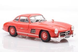 Mercedes 300 SL W198 Gullwing Raudonas Minichamps 1:18 110037211 Metalas - nuotrauka 6 iš 8