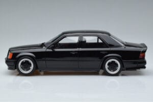 Mercedes 300E W124 5.6 AMG The Hammer Otto 1:18 OT638 Derva - nuotrauka 3 iš 6