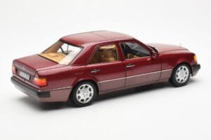 Mercedes 500E W124 Raudonas Metallic Pardavėjo Leidimas Norev 1:18 B66040699 Metalas - nuotrauka 3 iš 8