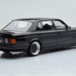 Mercedes 560 SEL AMG W126 Obsidian Juodas Otto 1:18 - image 2 of 6