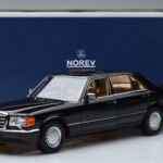 Mercedes 560 SEL W126 Juodas Norev 1:18 - image 7 of 7