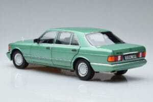 Mercedes 560 SEL W126 Šviesiai Žalias Norev 1:18 183469 Metalas - nuotrauka 6 iš 7