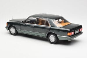 Mercedes 560 SEL W126 Night Žalias Metalinis Dealer Edition Norev 1:18 B66040626 Metalas - nuotrauka 7 iš 8