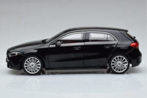Mercedes A-Class W177 AMG Line Norev 1:18 183861 Metalas - nuotrauka 4 iš 7
