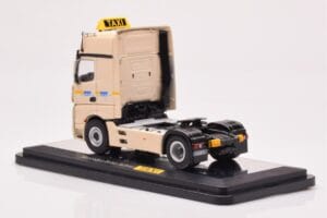 Mercedes Actros Gigaspace IAA 2012 Taksi NZG 1:50 MM0015 Metalas - nuotrauka 3 iš 4