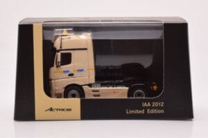 Mercedes Actros Gigaspace IAA 2012 Taksi NZG 1:50 MM0015 Metalas - nuotrauka 4 iš 4