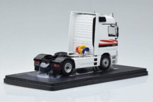 Mercedes Actros MP1 Baltas IXO 1:43 TR064 Metalas - nuotrauka 2 iš 6