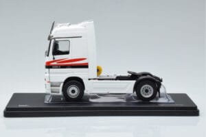 Mercedes Actros MP1 Baltas IXO 1:43 TR064 Metalas - nuotrauka 3 iš 6