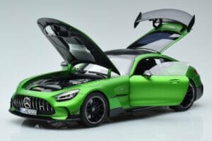 Mercedes AMG GT C190 Black Series Žalias Hell Magno Riboto Tiražo Norev 1:18 183903 Metalas - nuotrauka 2 iš 7