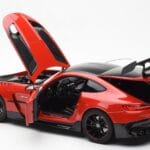 Mercedes AMG GT Black Series Raudonas Asia Exclusive Norev 1:18 - image 5 of 8