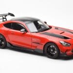 Mercedes AMG GT Black Series Raudonas Asia Exclusive Norev 1:18 - image 6 of 8