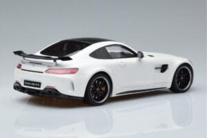 Mercedes AMG GT R Baltas GT Spirit 1:18 KJ021 Derva - nuotrauka 2 iš 6