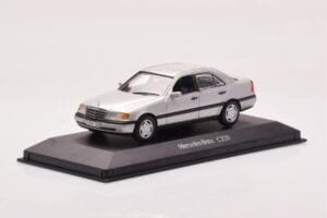 Mercedes C-Class W202 C220 Sidabrinis Minichamps 1:43 B66005705-M1 Metalas - nuotrauka 2 iš 4