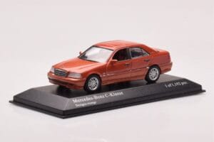 Mercedes C-Class W202 C240 Oranžinis Metalinis Minichamps 1:43 430037000 Metalas - nuotrauka 2 iš 4