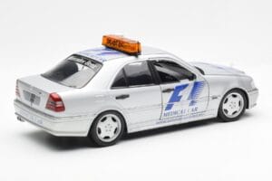 Mercedes C-Class W202 AMG Medical Car F1 1997 UT Models 1:18 26106 Metalas - nuotrauka 2 iš 6