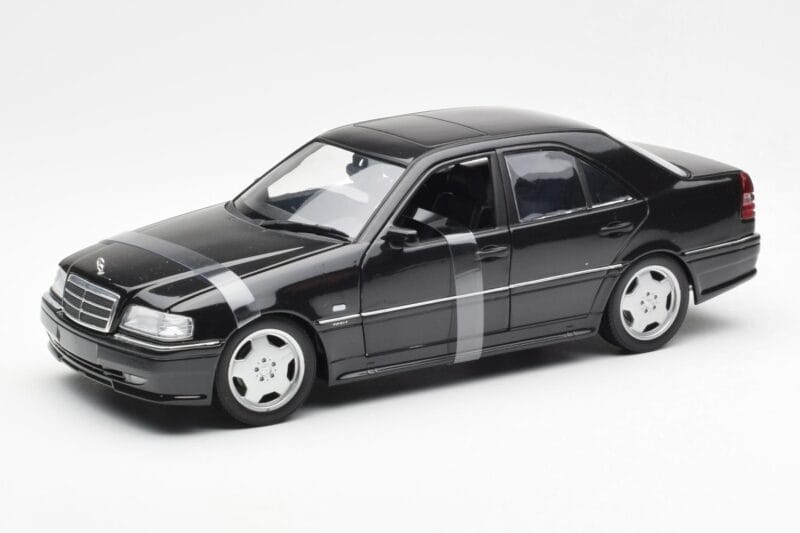 Mercedes C-Class W202 C36 AMG Juodas Metalinis UT Models 1:18