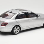 Mercedes C-Class W204 Avantgarde Sidabrinis AUTOart 1:18 - image 3 of 8