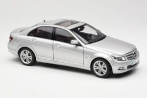 Mercedes C-Class W204 Avantgarde Sidabrinis AUTOart 1:18 B66962368 Metalas - nuotrauka 6 iš 8