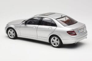 Mercedes C-Class W204 Avantgarde Sidabrinis AUTOart 1:18 B66962368 Metalas - nuotrauka 7 iš 8